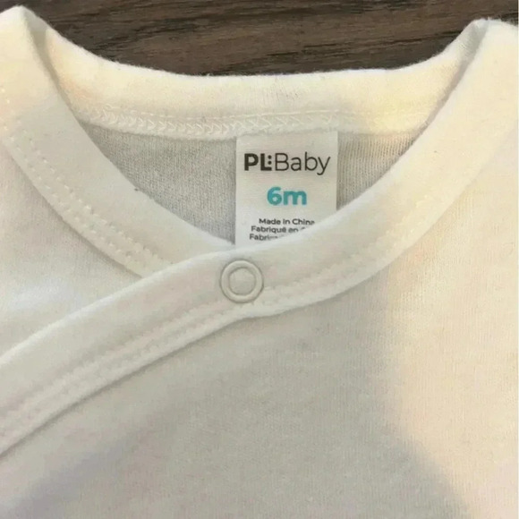 FOUR PIECE SET - Picture 3 of 4